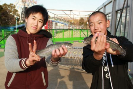 としまえんフィッシングエリア 釣果