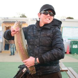 としまえんフィッシングエリア 釣果