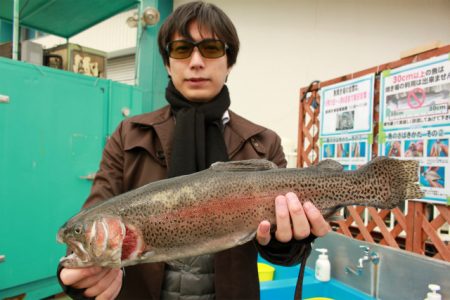 としまえんフィッシングエリア 釣果