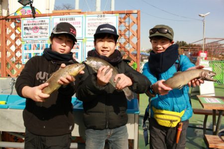としまえんフィッシングエリア 釣果