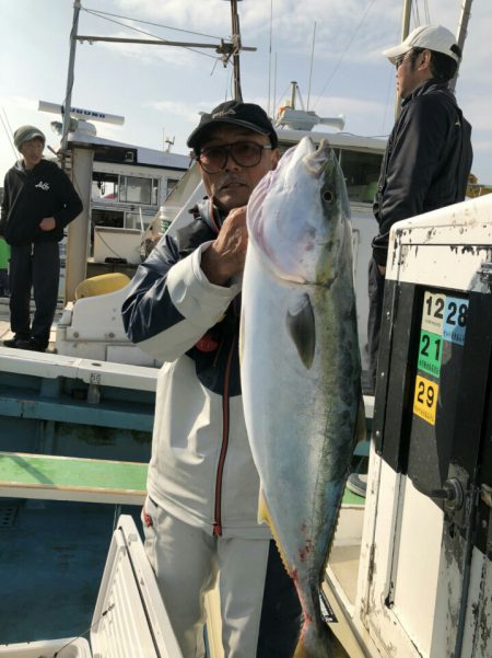 丸万釣船 釣果