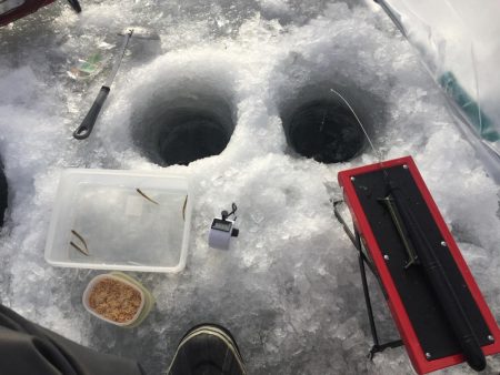 ワカサギ氷上釣り