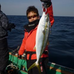 真祐丸 （しんゆうまる） 釣果