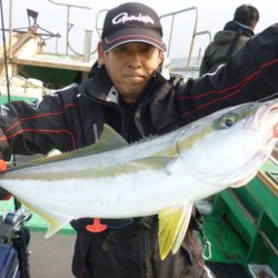 真祐丸 (しんゆうまる) 釣果