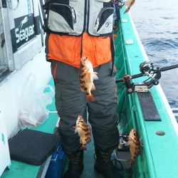 モンロー号 釣果