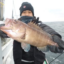 真祐丸 (しんゆうまる) 釣果