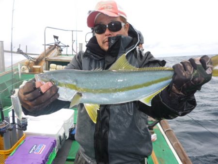 真祐丸 (しんゆうまる) 釣果