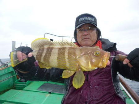 真祐丸 （しんゆうまる） 釣果