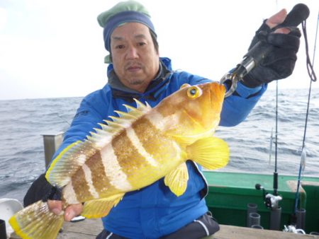 真祐丸 （しんゆうまる） 釣果