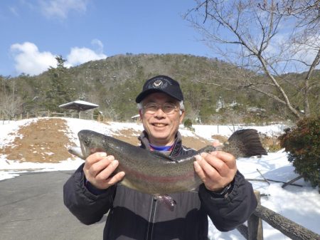 フィッシングレイクたかみや 釣果