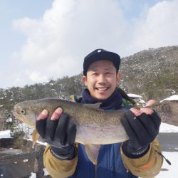 フィッシングレイクたかみや 釣果
