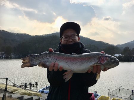 フィッシングレイクたかみや 釣果