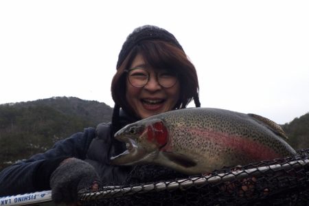 フィッシングレイクたかみや 釣果