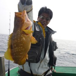 真祐丸 (しんゆうまる) 釣果