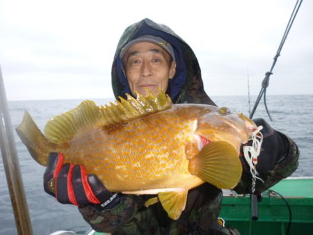 真祐丸 （しんゆうまる） 釣果