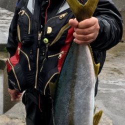 鵜来島家本渡船 釣果