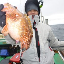 真祐丸 (しんゆうまる) 釣果