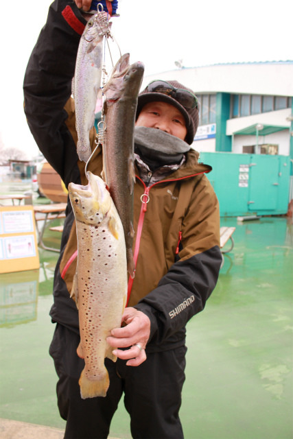 としまえんフィッシングエリア 釣果