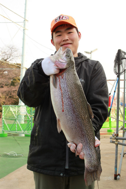 としまえんフィッシングエリア 釣果
