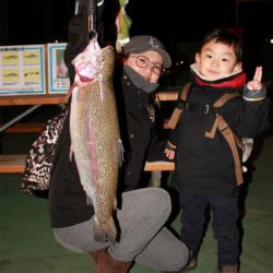 としまえんフィッシングエリア 釣果