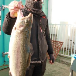 としまえんフィッシングエリア 釣果