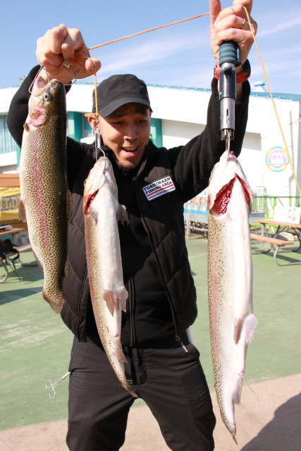としまえんフィッシングエリア 釣果