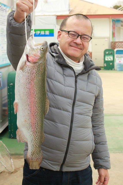 としまえんフィッシングエリア 釣果