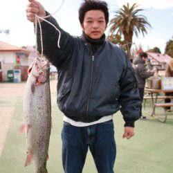 としまえんフィッシングエリア 釣果