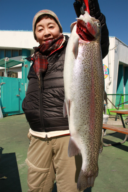 としまえんフィッシングエリア 釣果