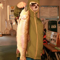 としまえんフィッシングエリア 釣果