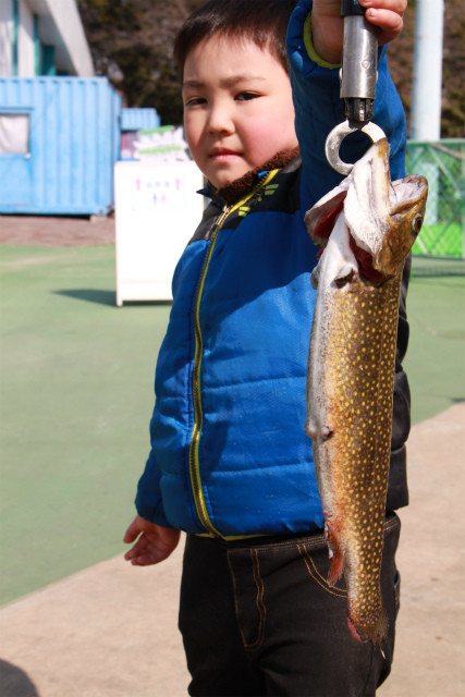 としまえんフィッシングエリア 釣果