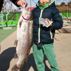 としまえんフィッシングエリア 釣果