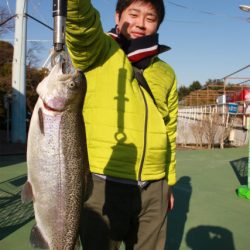 としまえんフィッシングエリア 釣果