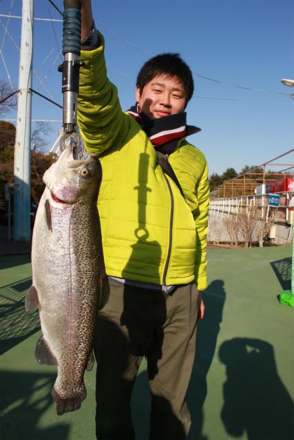 としまえんフィッシングエリア 釣果