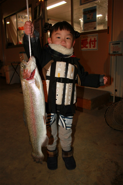 としまえんフィッシングエリア 釣果