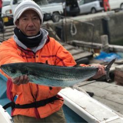 丸万釣船 釣果