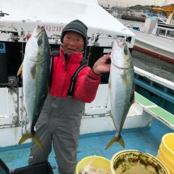 丸万釣船 釣果