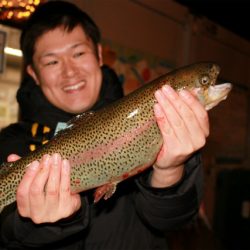 としまえんフィッシングエリア 釣果