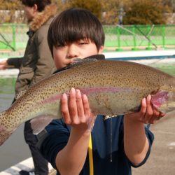 としまえんフィッシングエリア 釣果