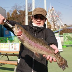 としまえんフィッシングエリア 釣果