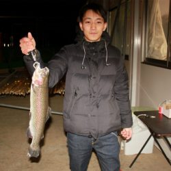 としまえんフィッシングエリア 釣果