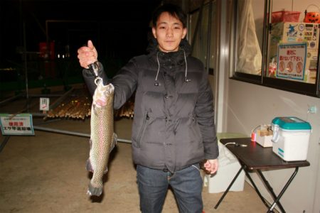 としまえんフィッシングエリア 釣果