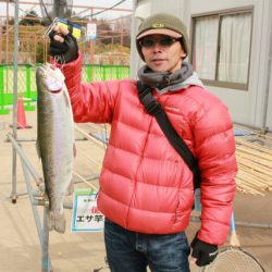 としまえんフィッシングエリア 釣果