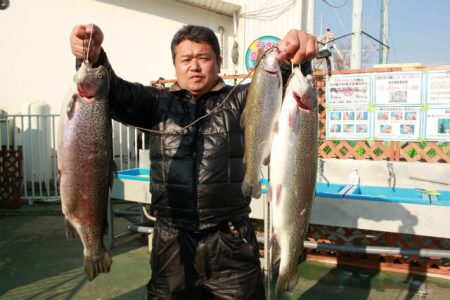 としまえんフィッシングエリア 釣果