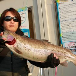 としまえんフィッシングエリア 釣果