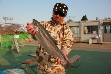 としまえんフィッシングエリア 釣果