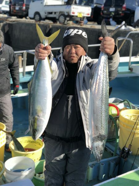 丸万釣船 釣果