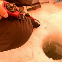 霊前寺湖　ワカサギ釣り