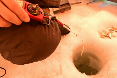 霊前寺湖　ワカサギ釣り