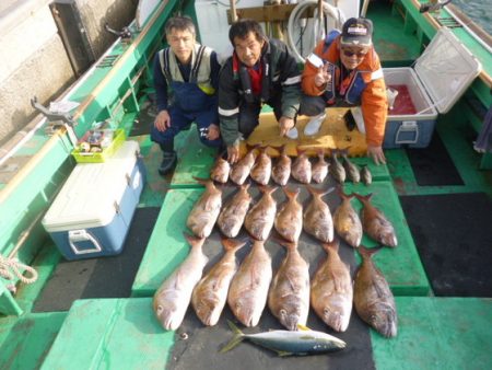 真祐丸 （しんゆうまる） 釣果